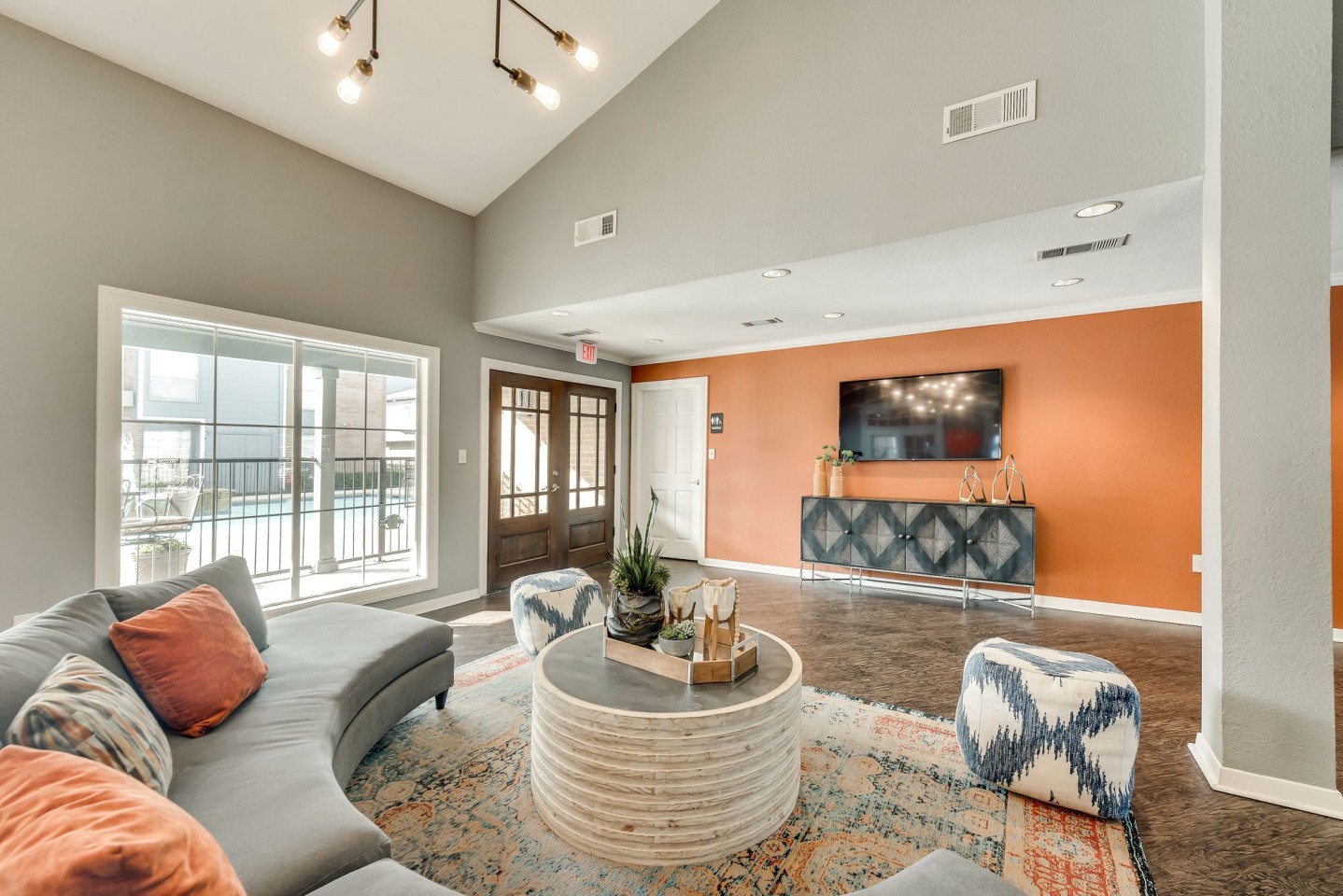 Alena Apartments Image 15