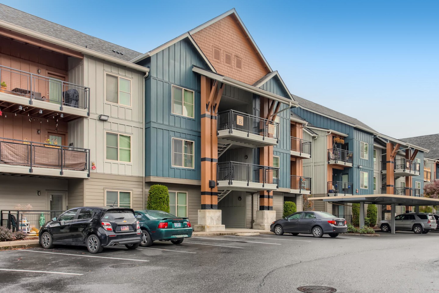 Lodges at Lake Salish Image 7