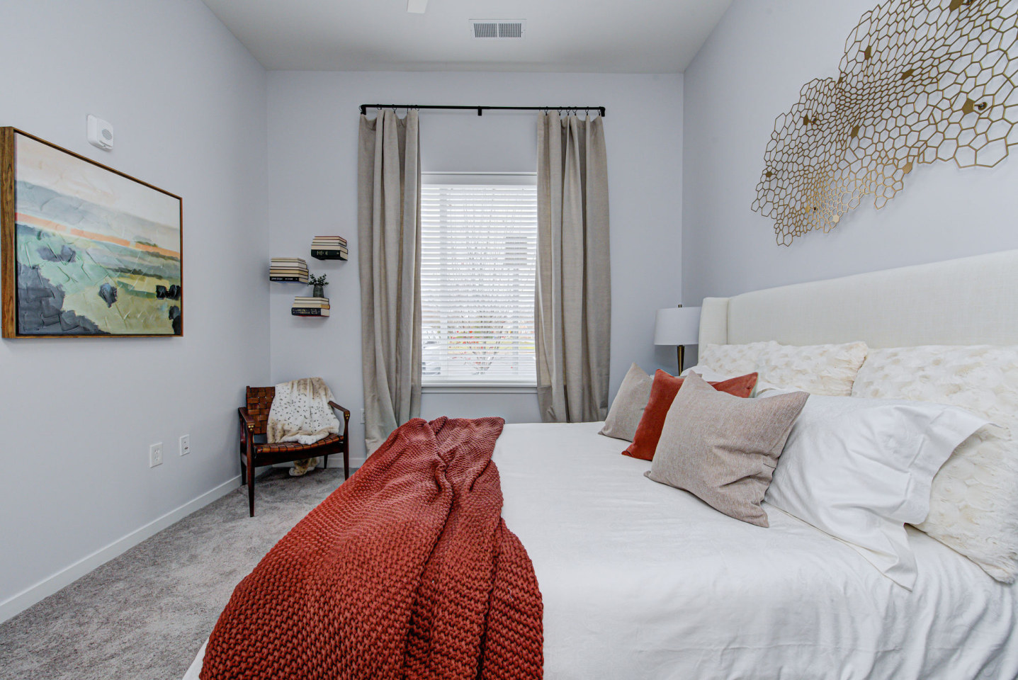 Pullman Pointe Image 36