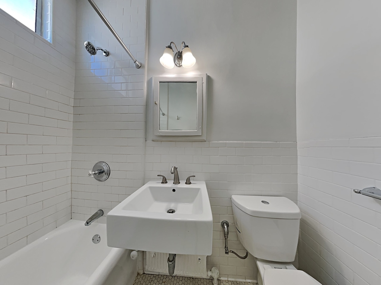 Wilshire Royale Apartments Image 21