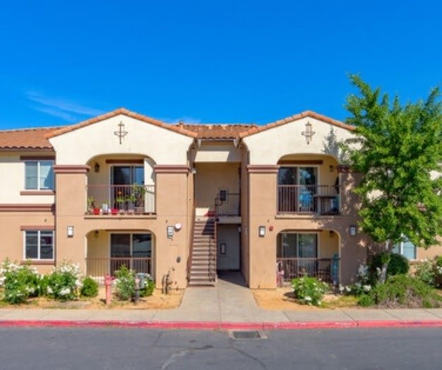 Vineyard Family Apartments Image 1