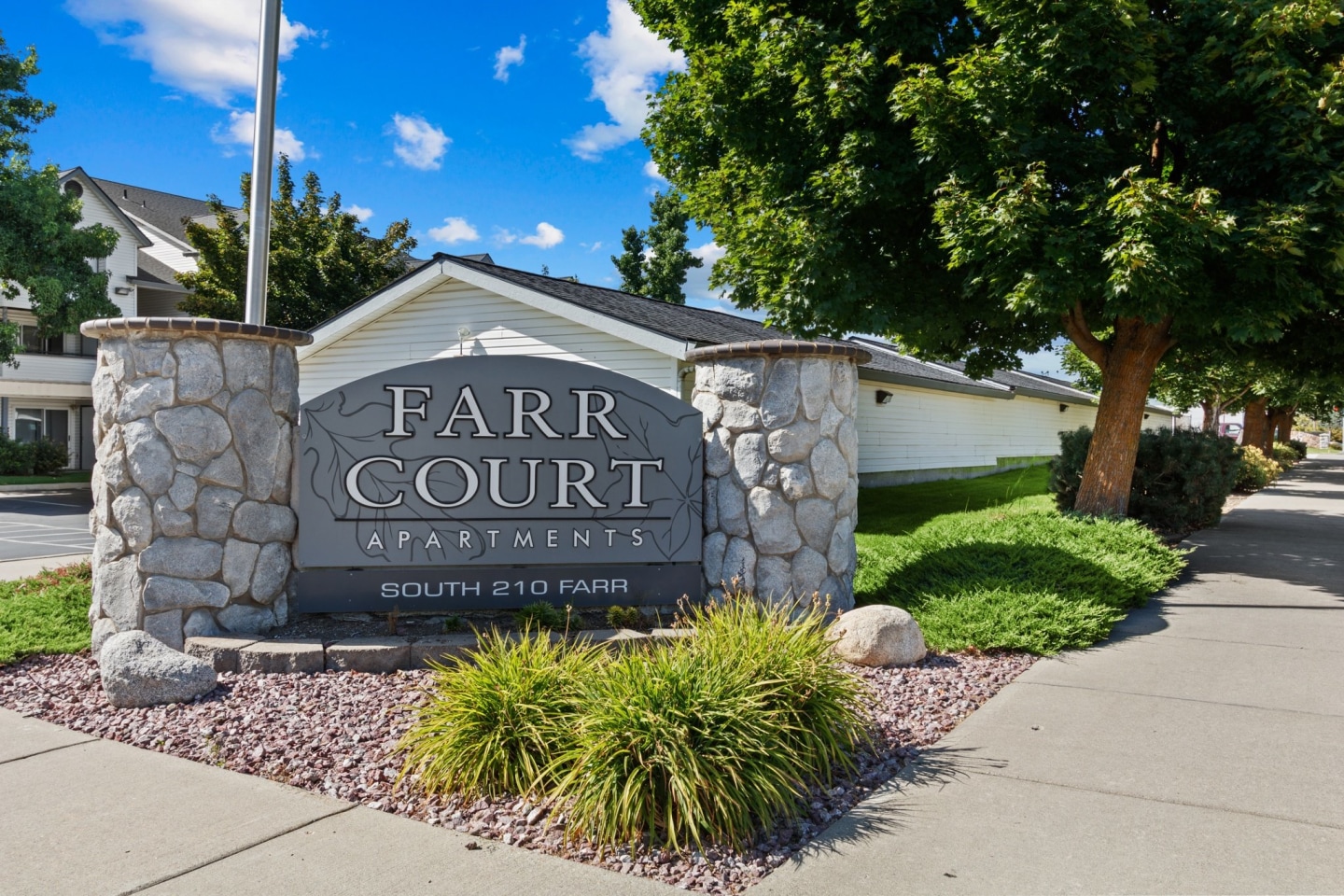 Farr Court Apartments Image 32