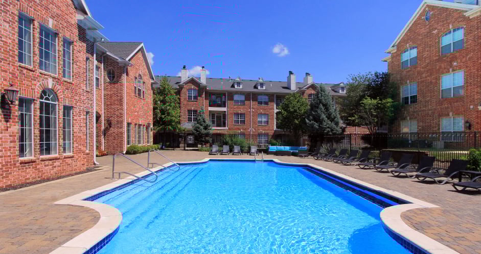 TurtleCreek Apartments Image 2