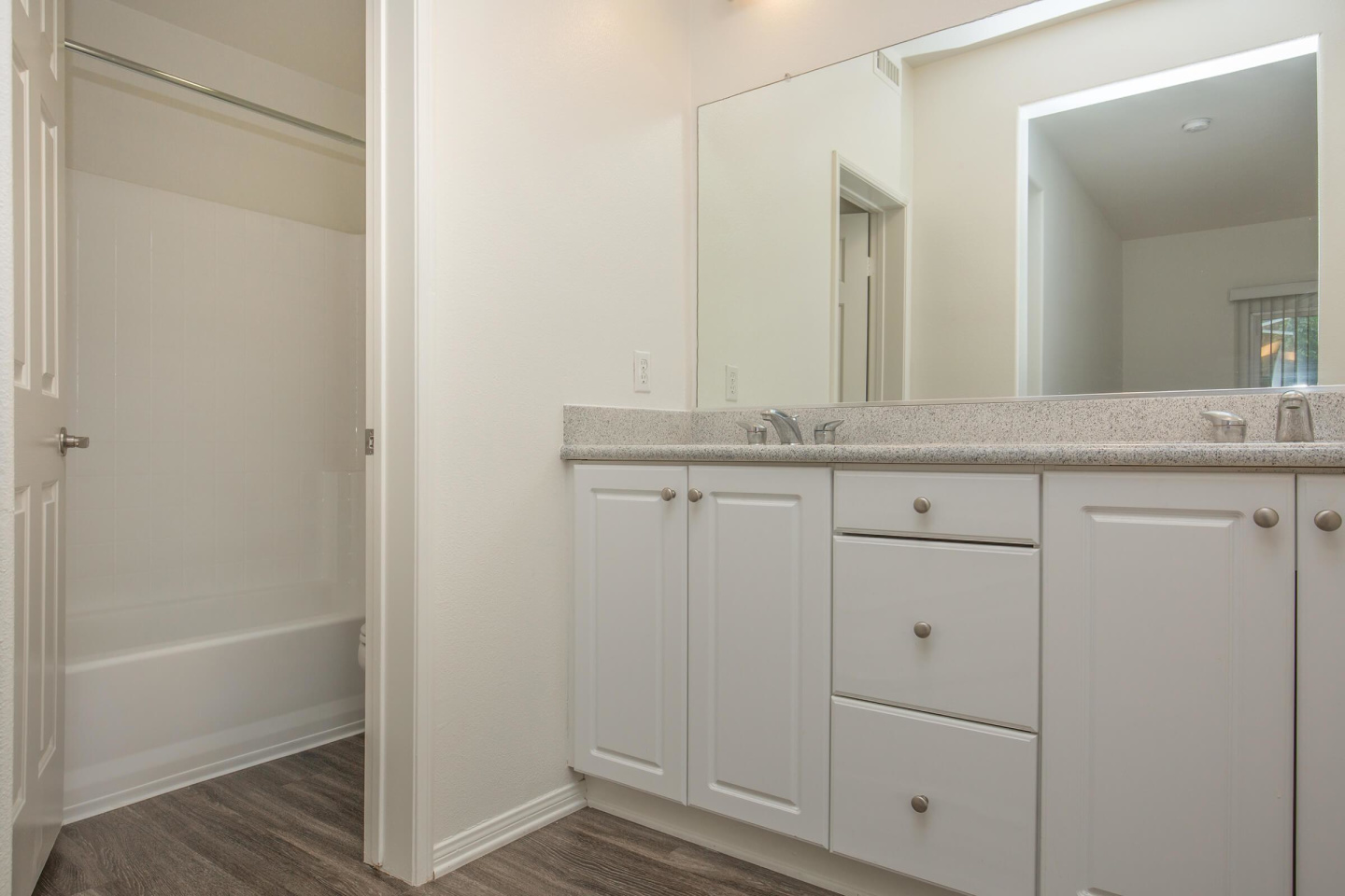 Arbor Lane Apartment Homes Image 39