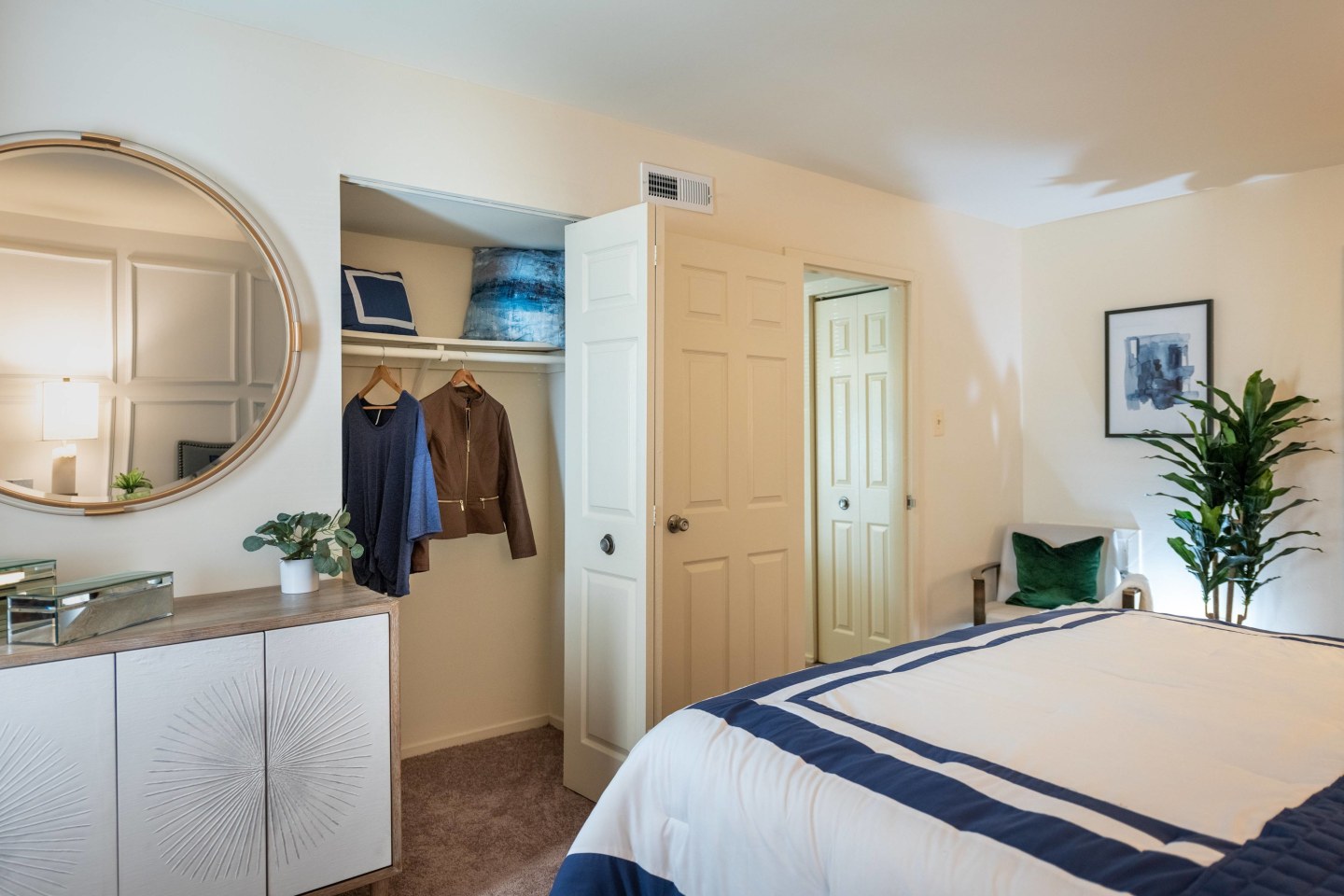 Foxfire Apartments Image 6