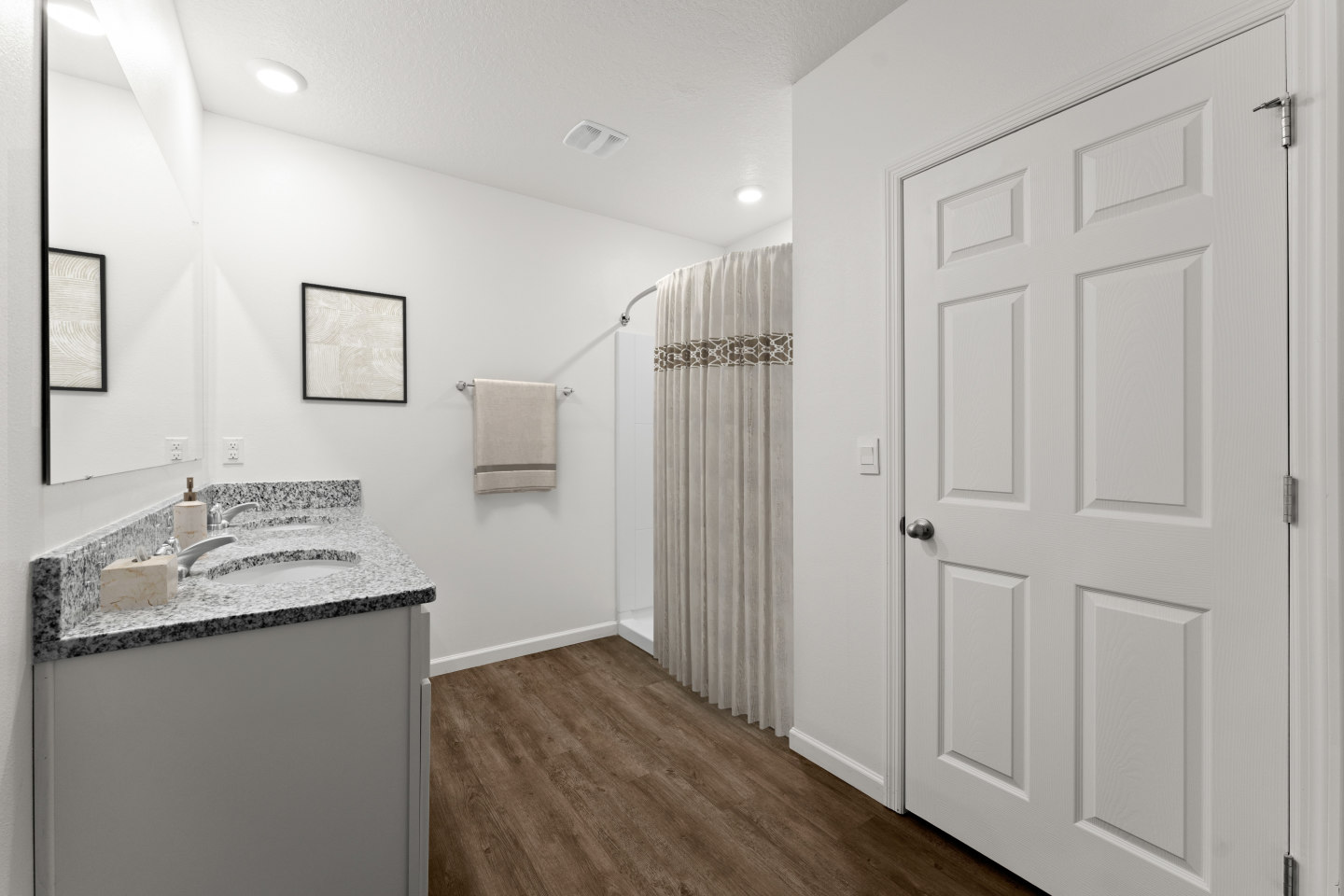 Cypress Bay Image 25