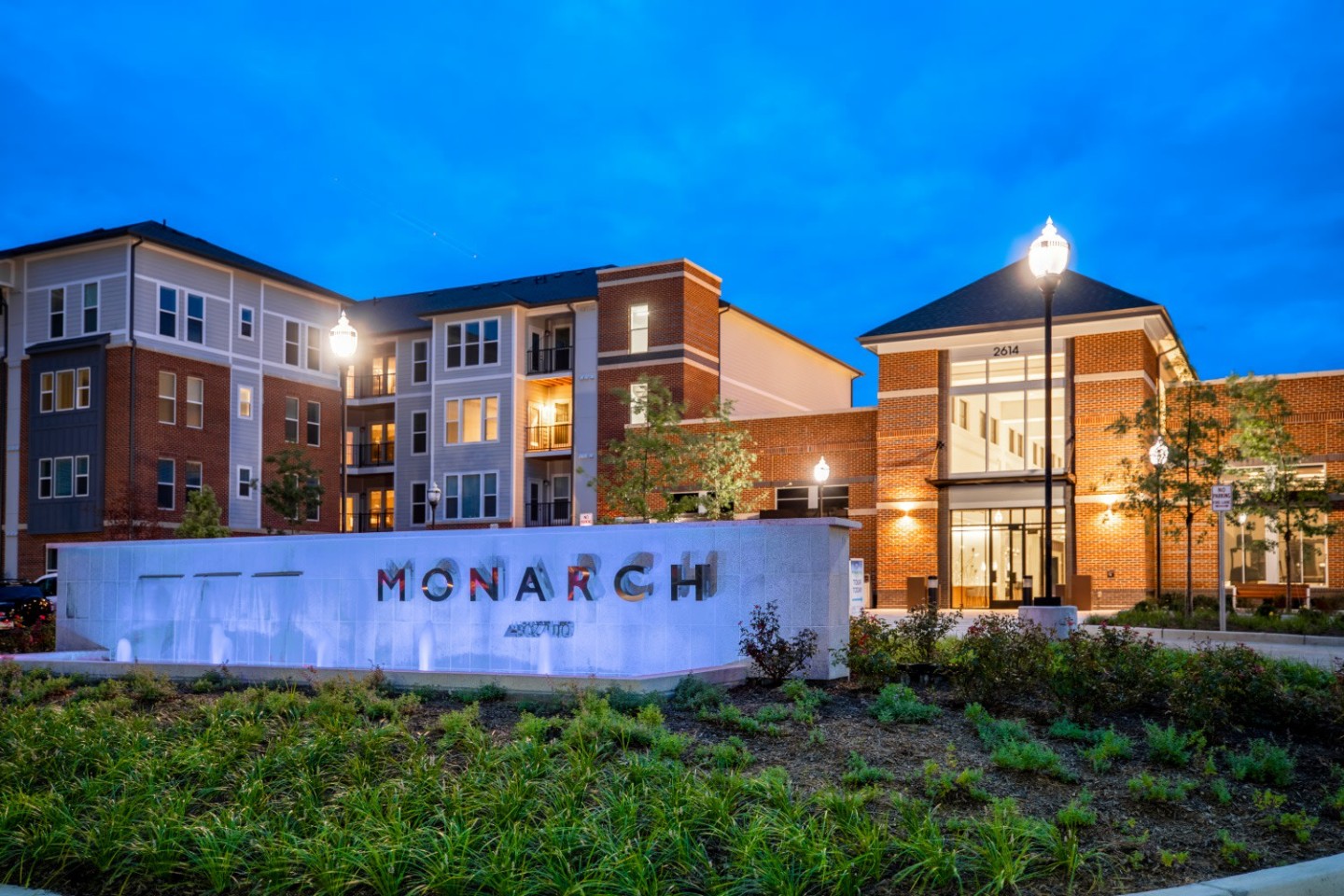 Monarch Image 39