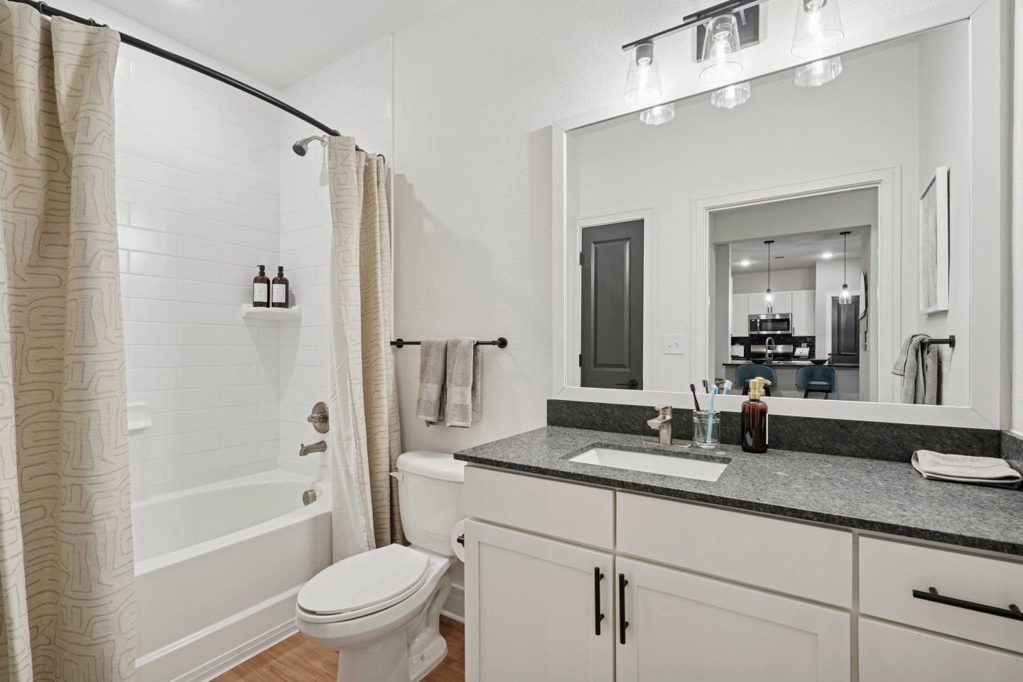 Linz Charlotte Apartments Image 30