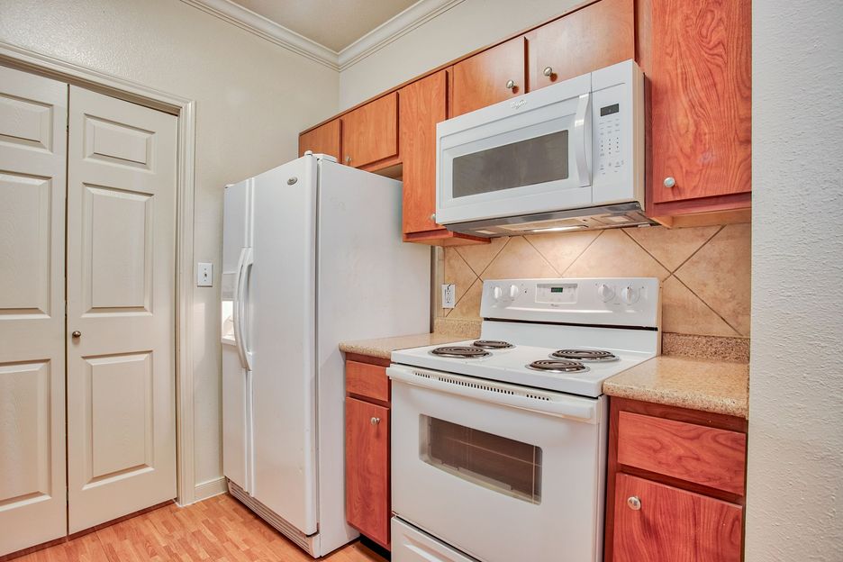 Mission Oaks Apartment Homes Image 5