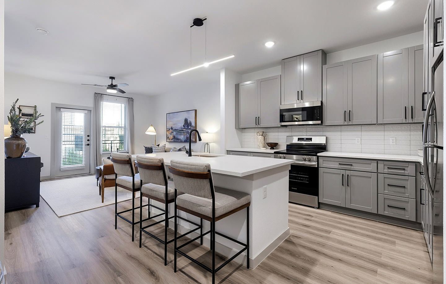 The Luxe at Lewisville Age 55+ Active Adult Apartment Homes Image 16