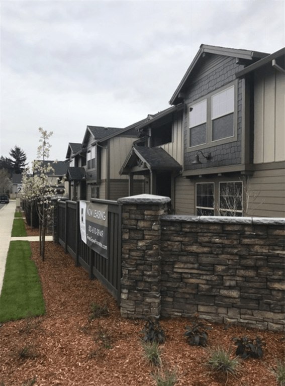 Gravens Grove Image 6