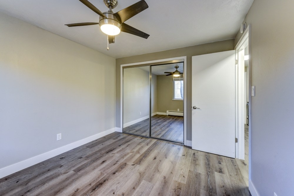 1137 Columbine St Image 15