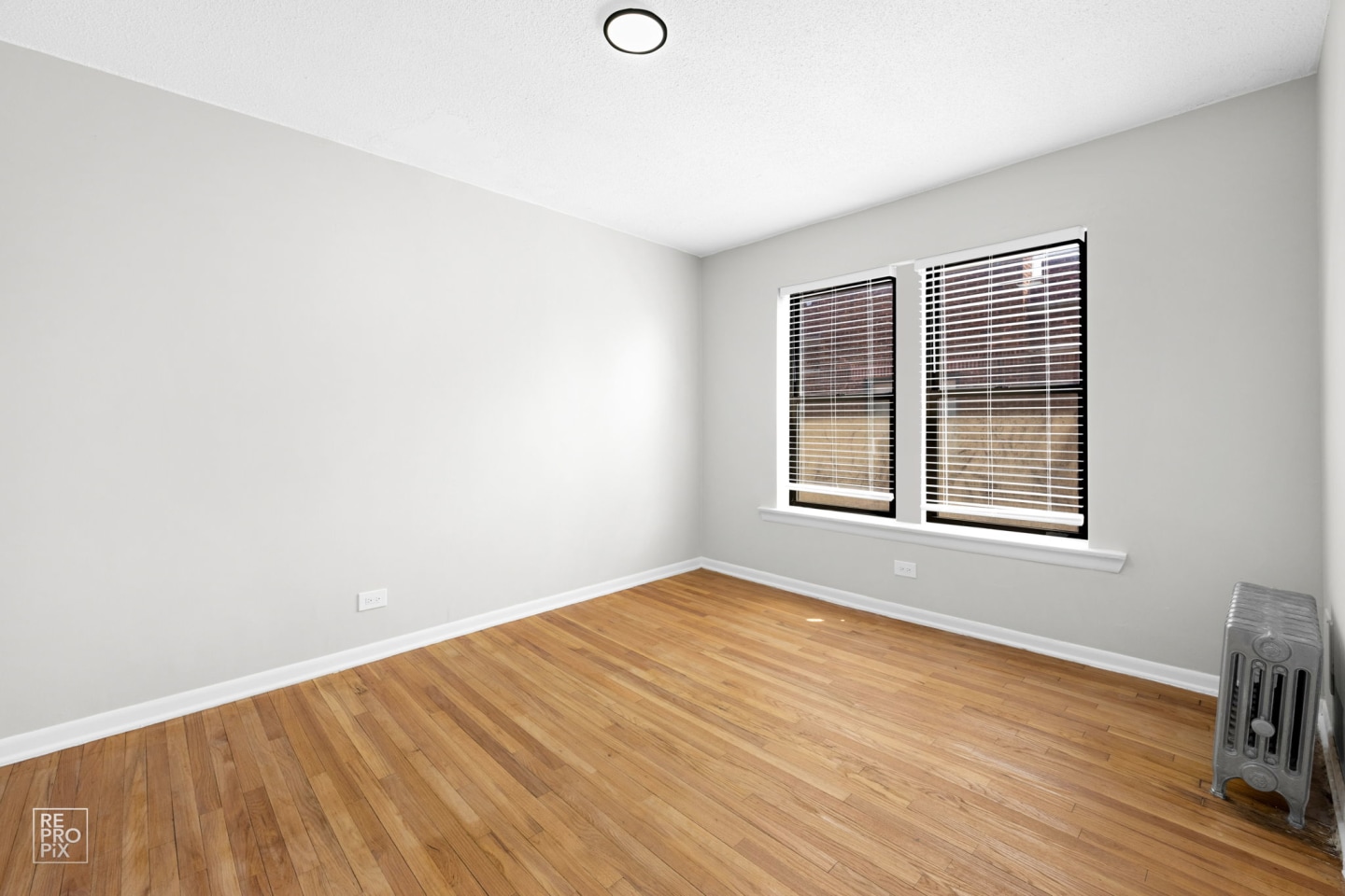 6901 S Merrill Ave Image 13