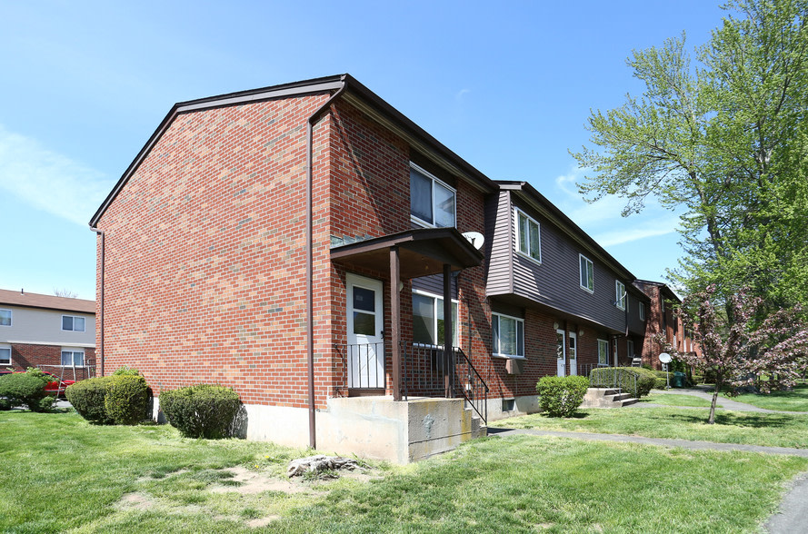 Summer Hill Apartments Image 3