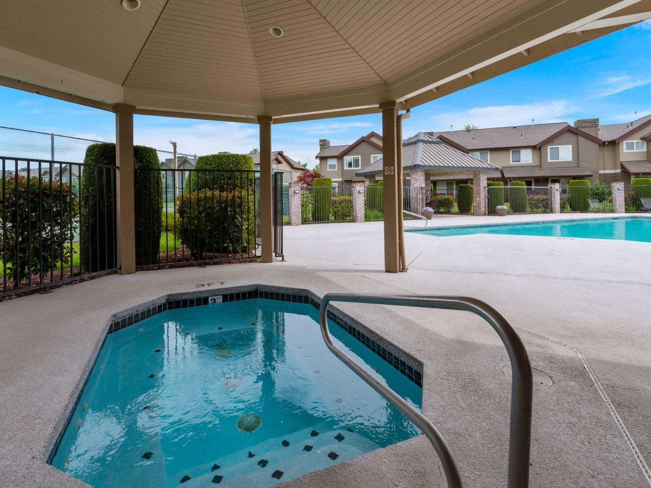 Willow Pointe Image 3