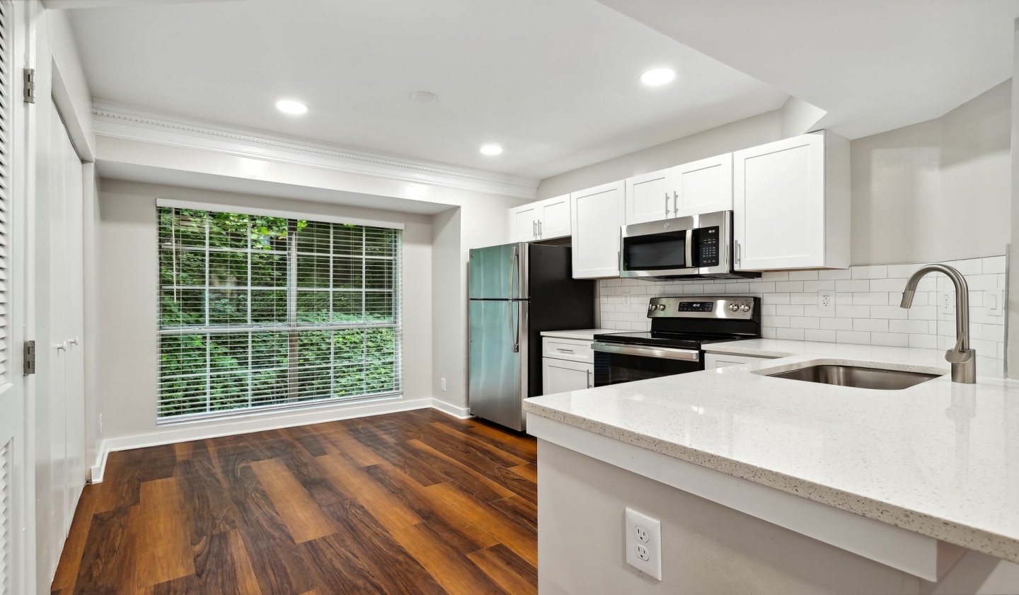 Peachtree Park Apartments Image 8