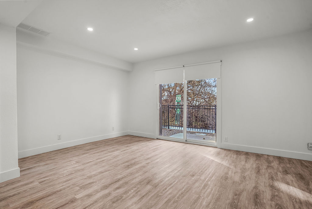 Lookout Pointe Image 17