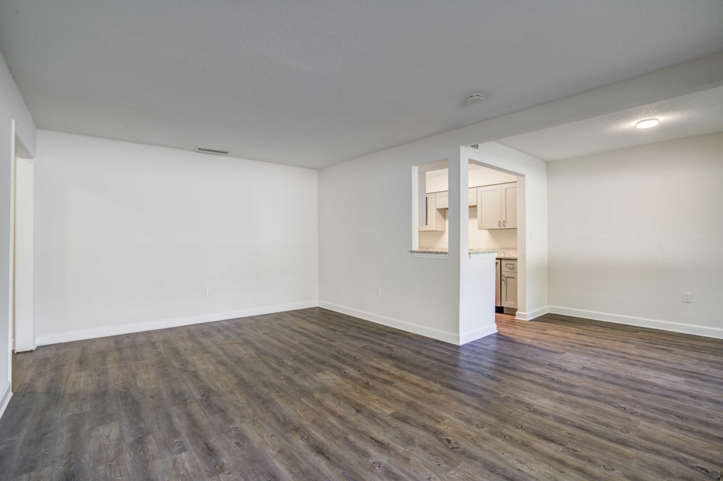 Square One Apartment Homes Image 6