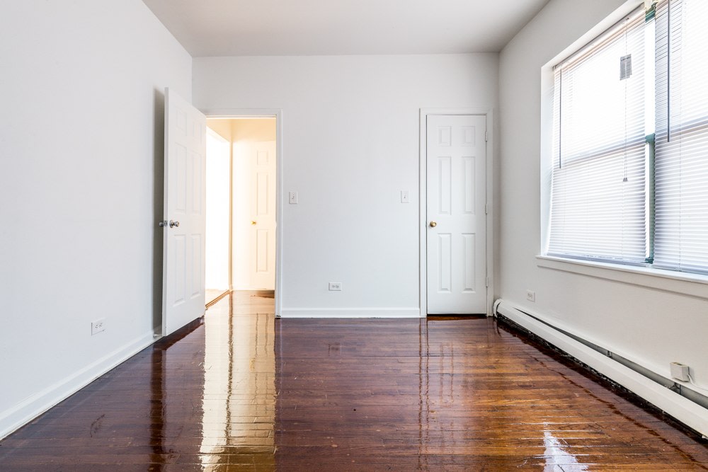 543 W 74th St Image 18