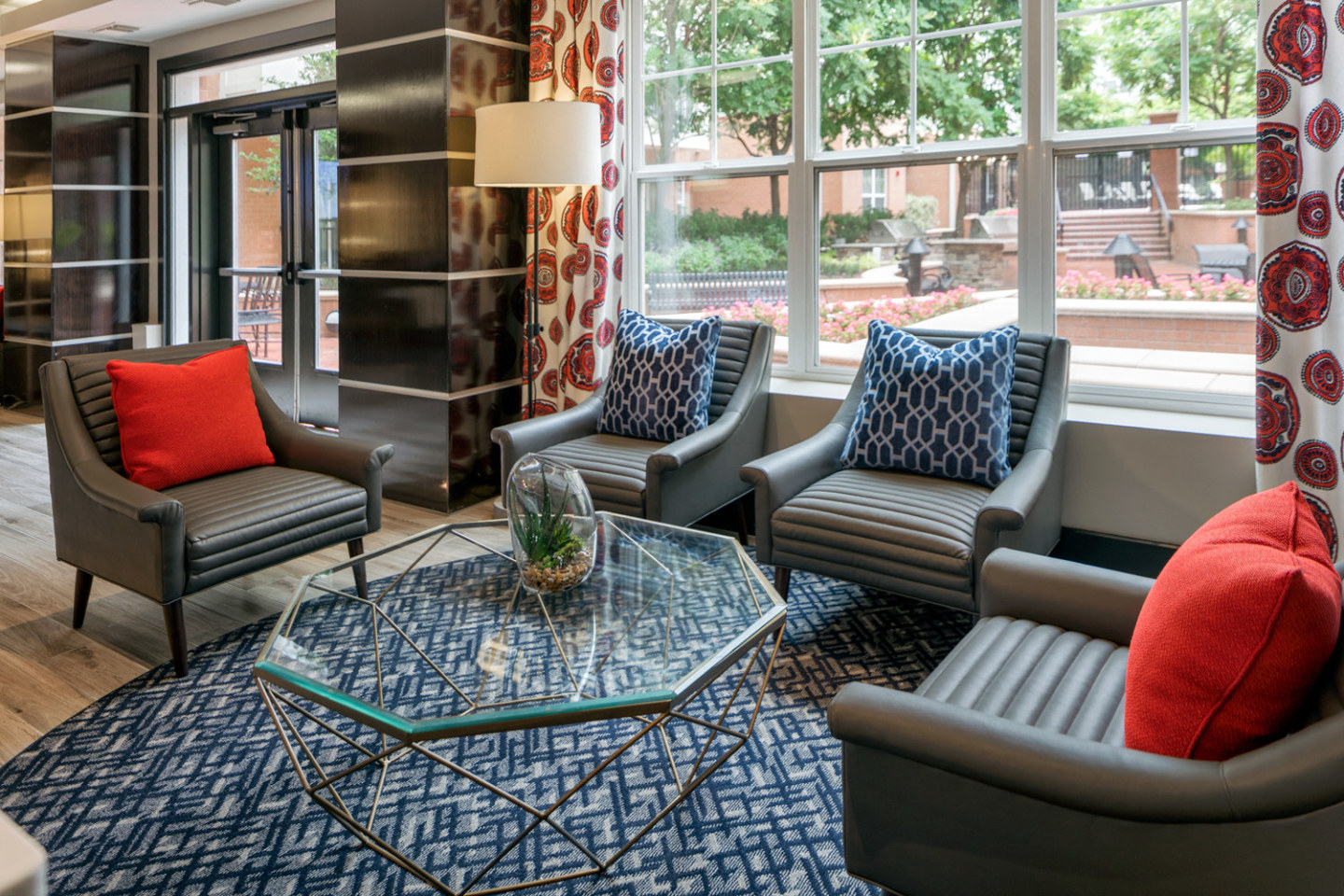 800 Carlyle Image 20