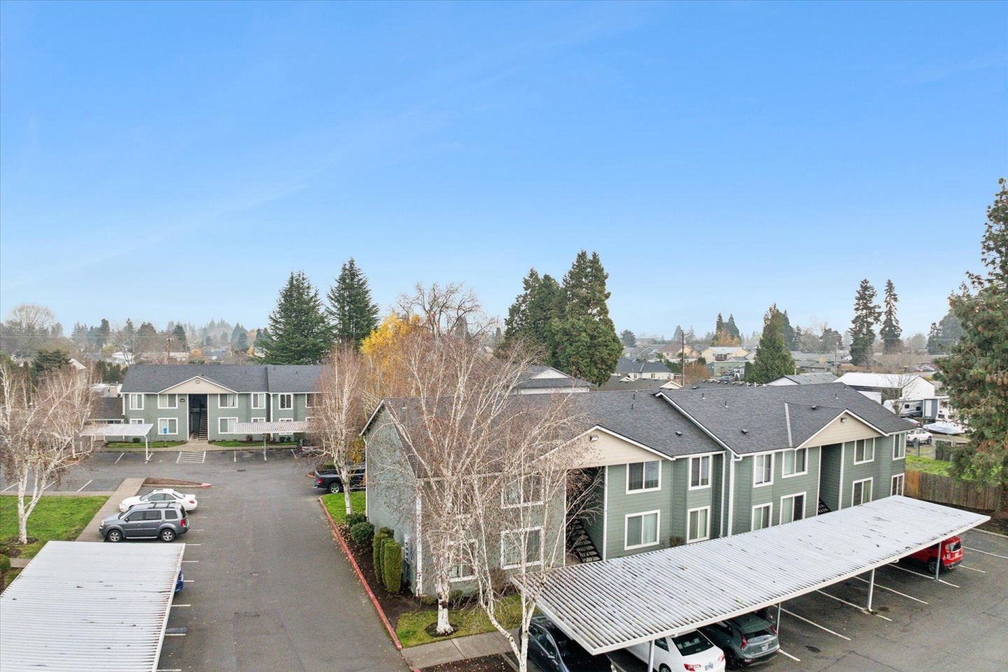 Oak Park Village Apartments Image 6