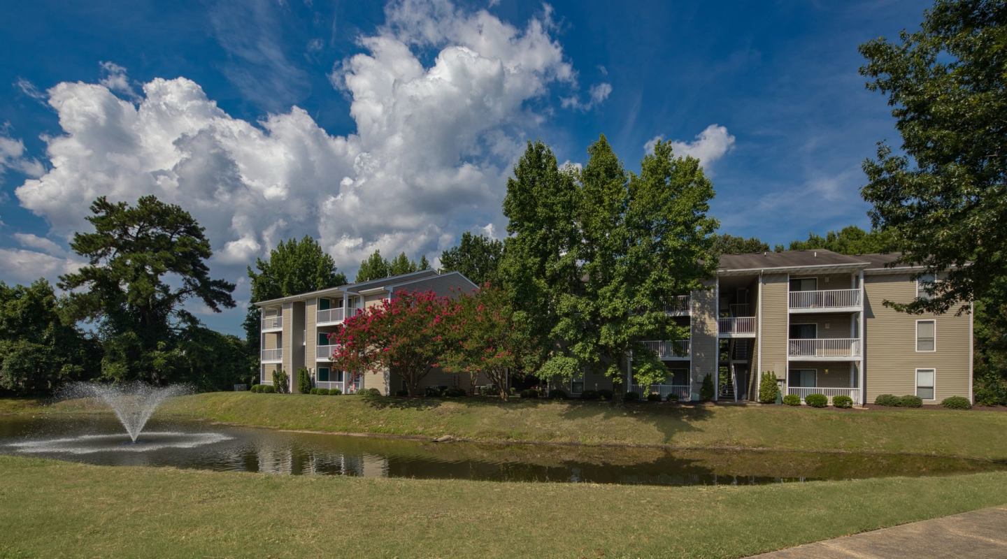 Hunter's Mill Apartments Image 26