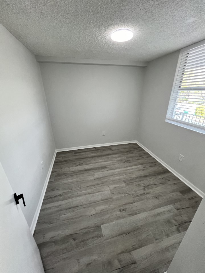 Blue Lake Village Apartments Image 7