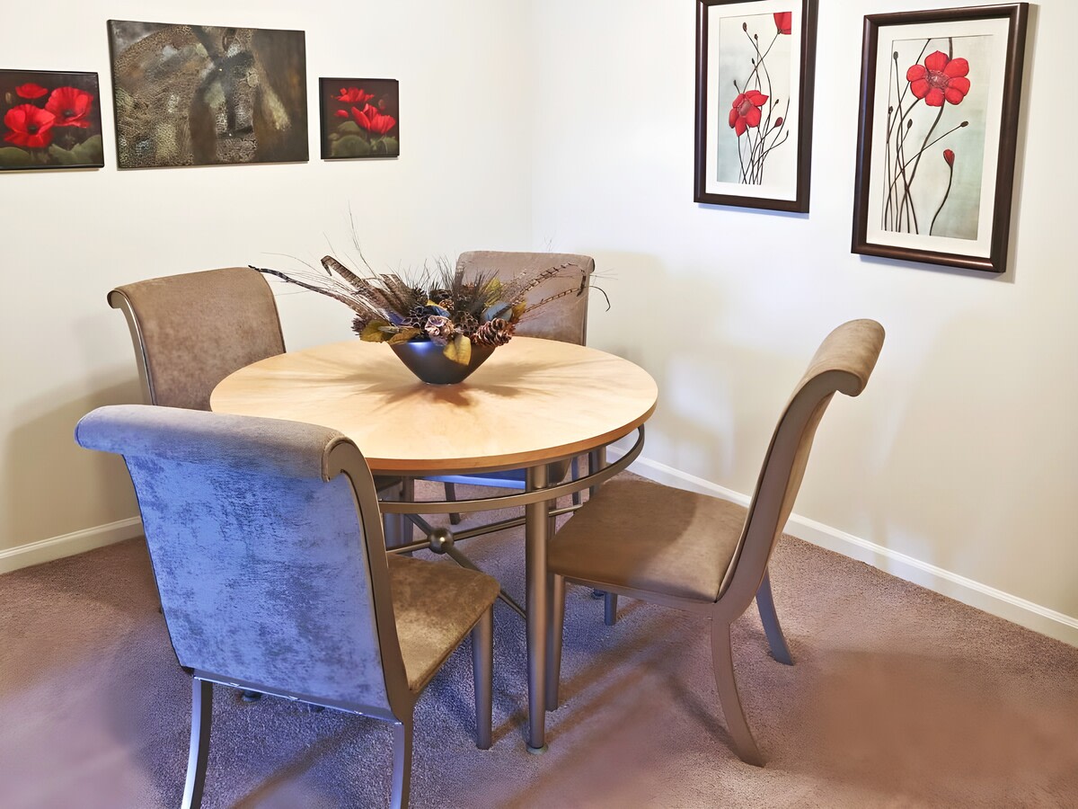 Regency Court Image 12