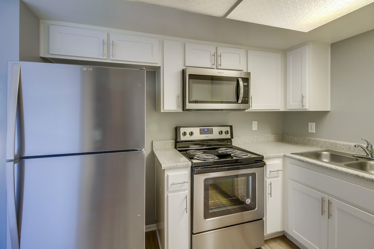Harbor Cliff Apartments Image 15