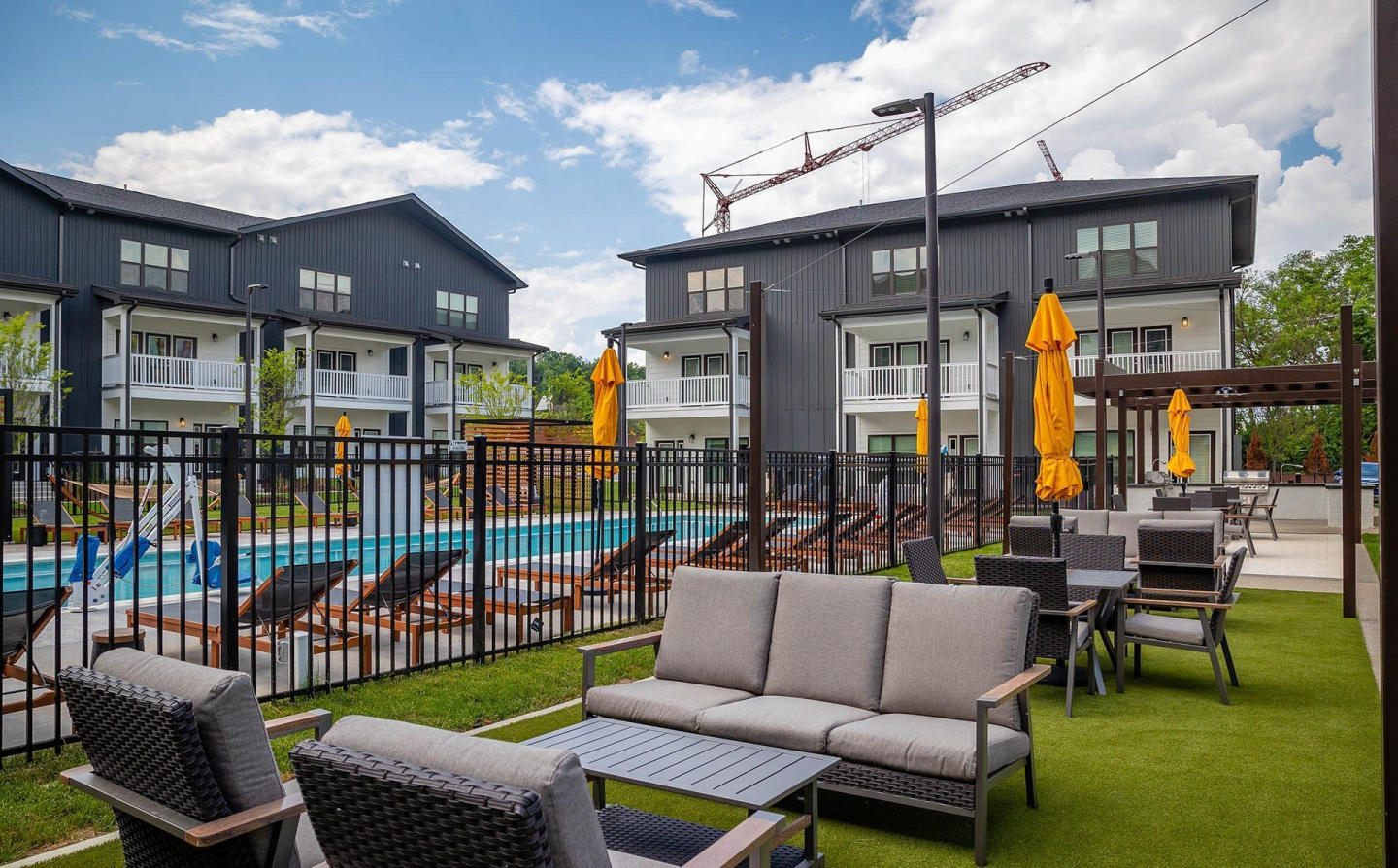 The Flats at Laurel & Pine Image 29