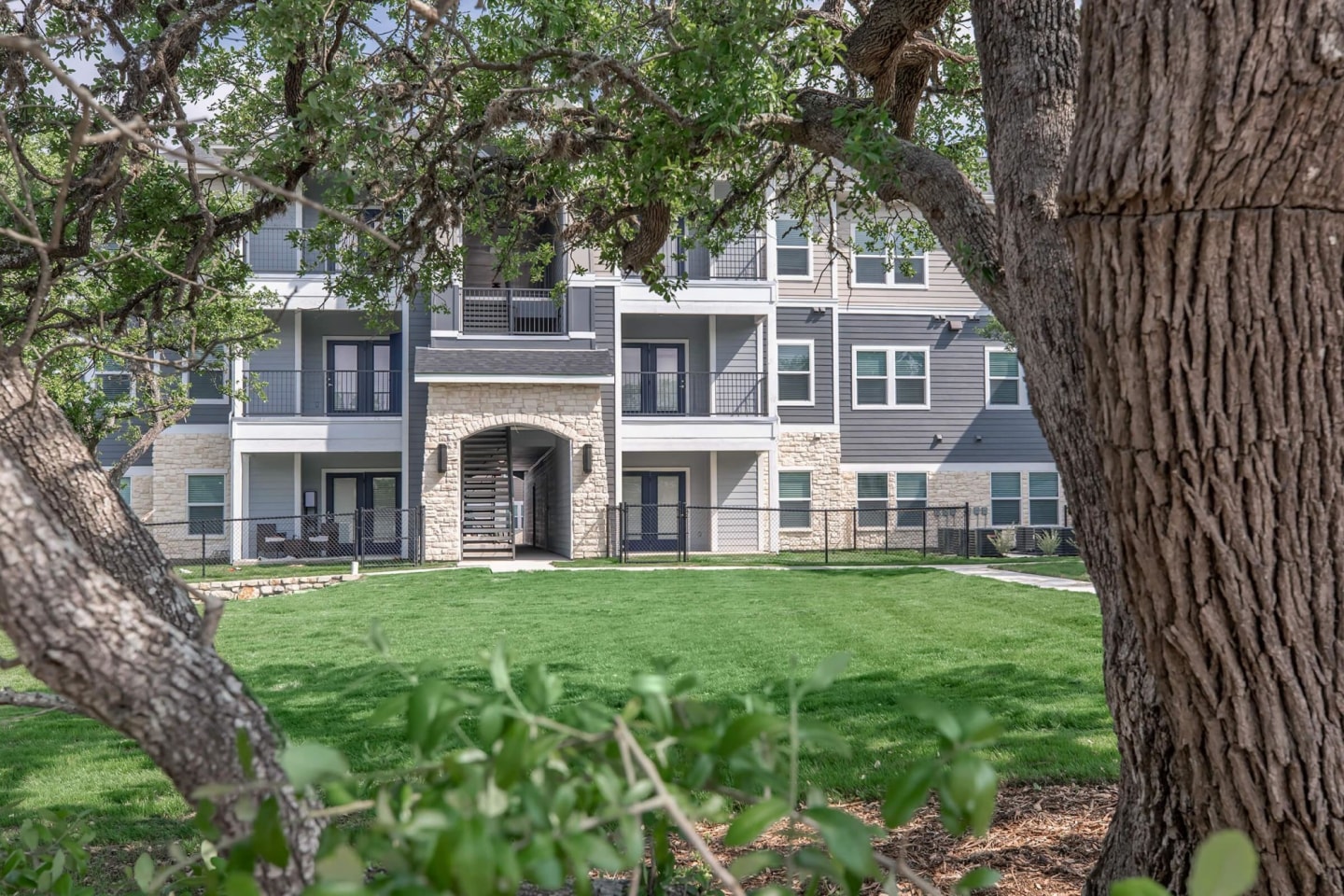 Vantage at Fair Oaks Image 31