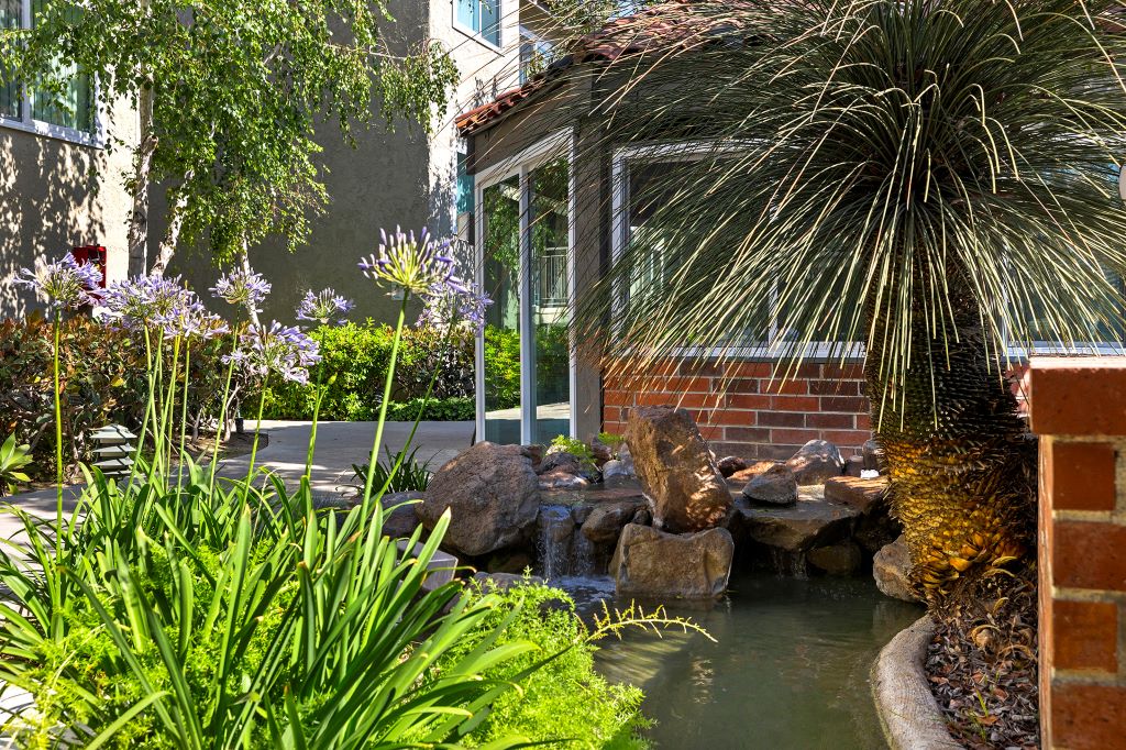 Brookside Terrace Image 4