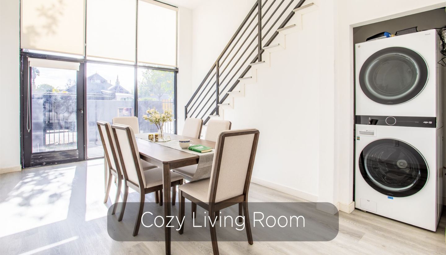 1815 W Adams Boulevard - Co-Living Image 6