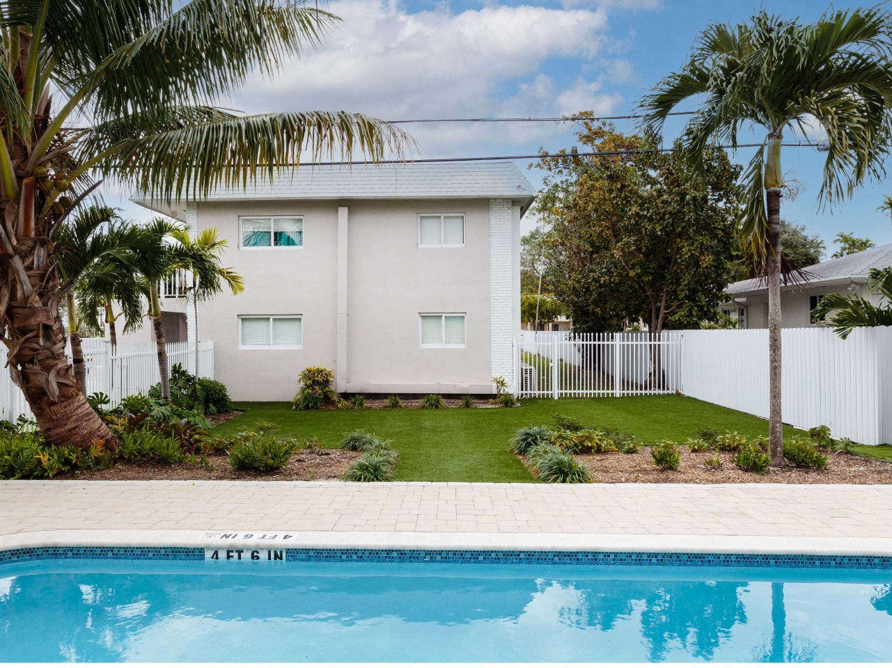 Miami Shores Luxury Apartments Image 19