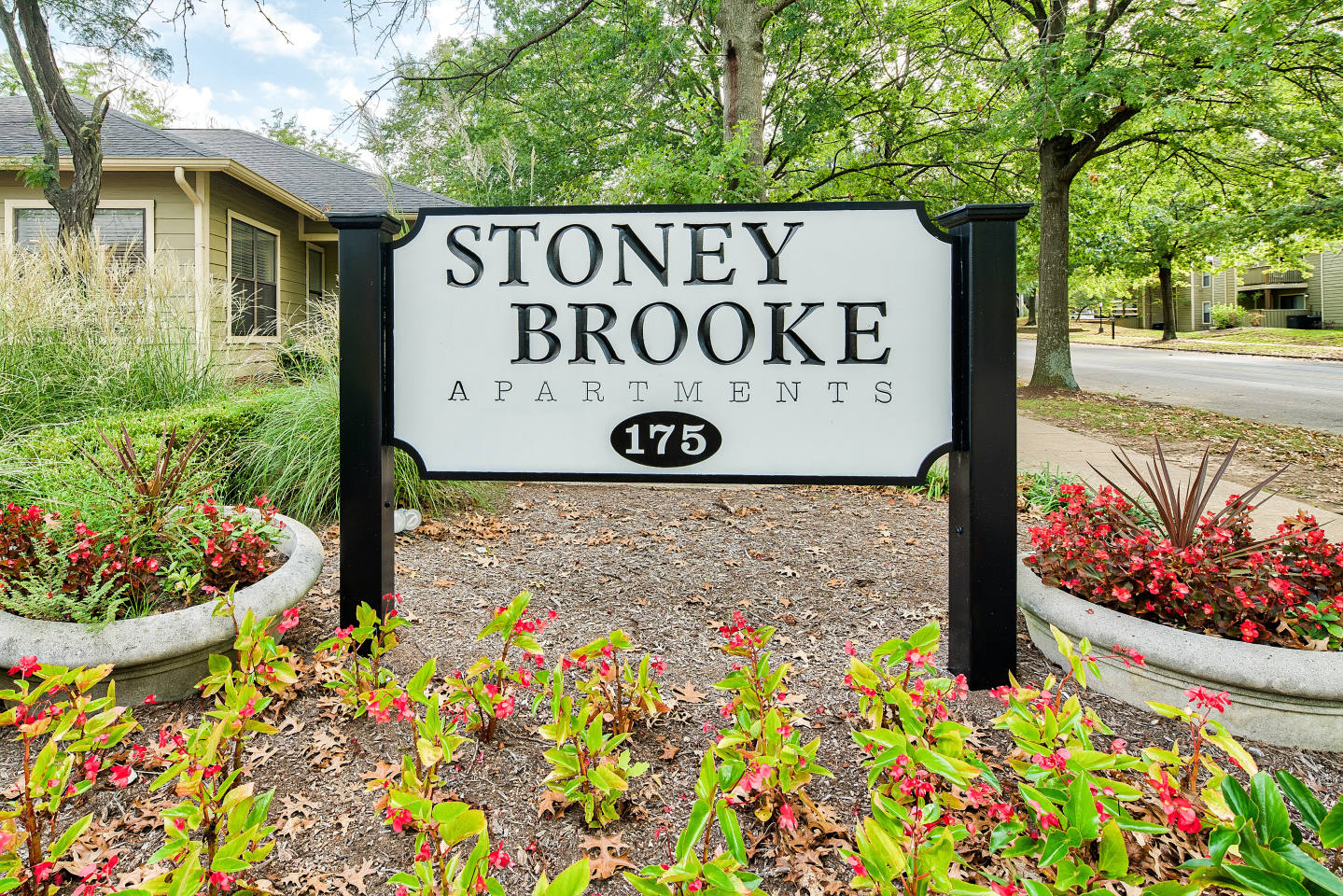 Stoney Brooke Apartments Image 34