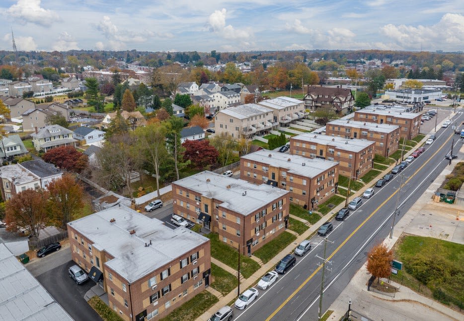 Domino Lane Apartments Image 10