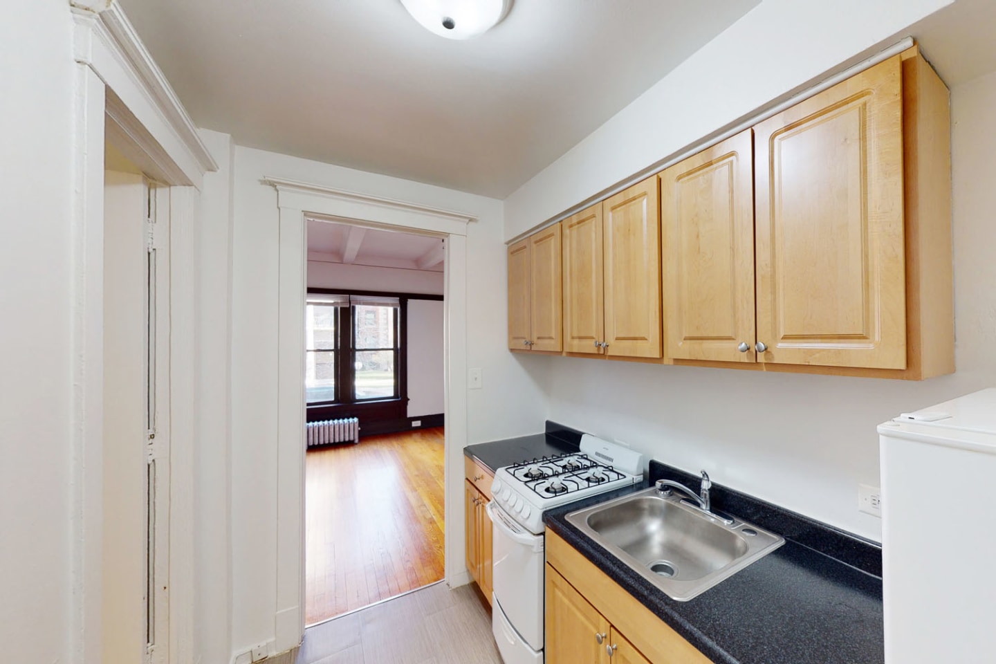5474-5480 S. Hyde Park Boulevard Image 4