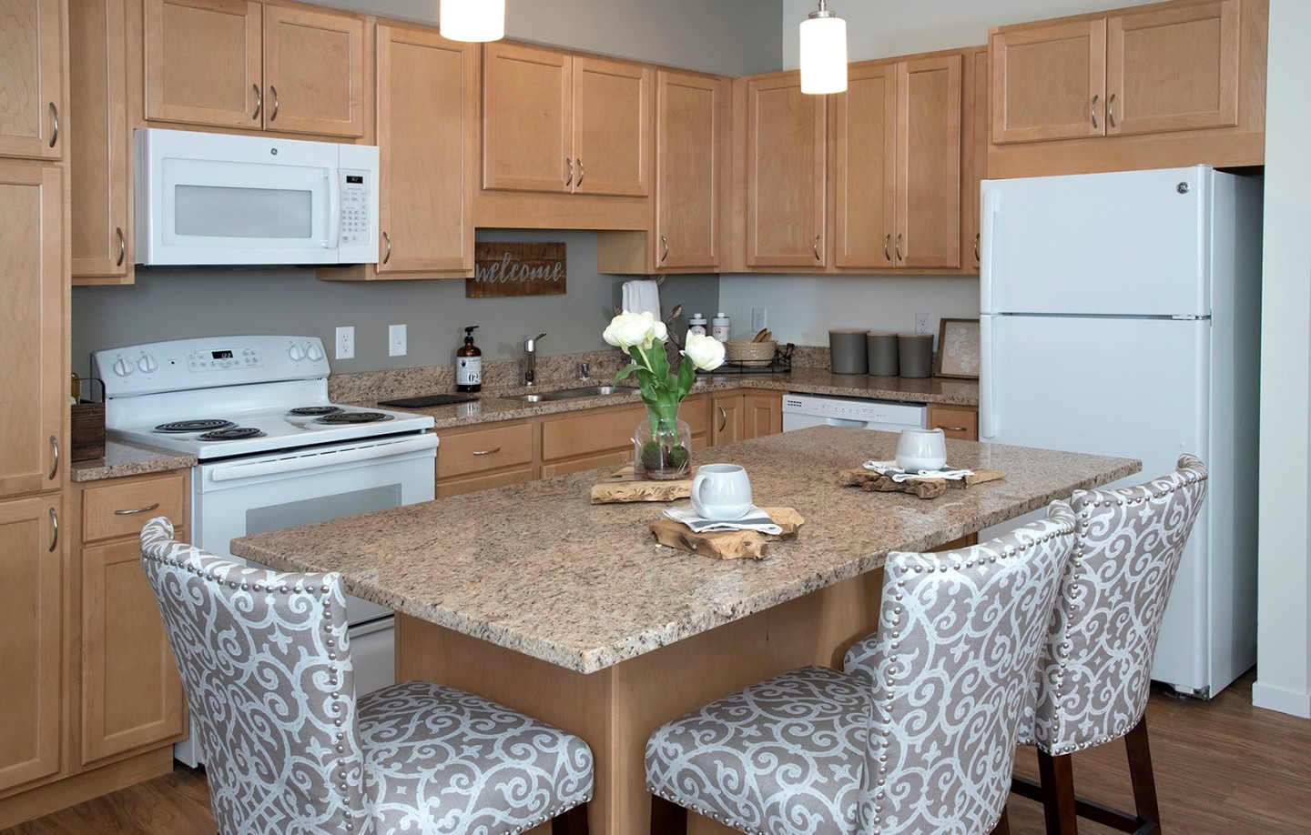 Senior & Affordable Housing – The Legends of Columbia Heights 55+ Living Image 4