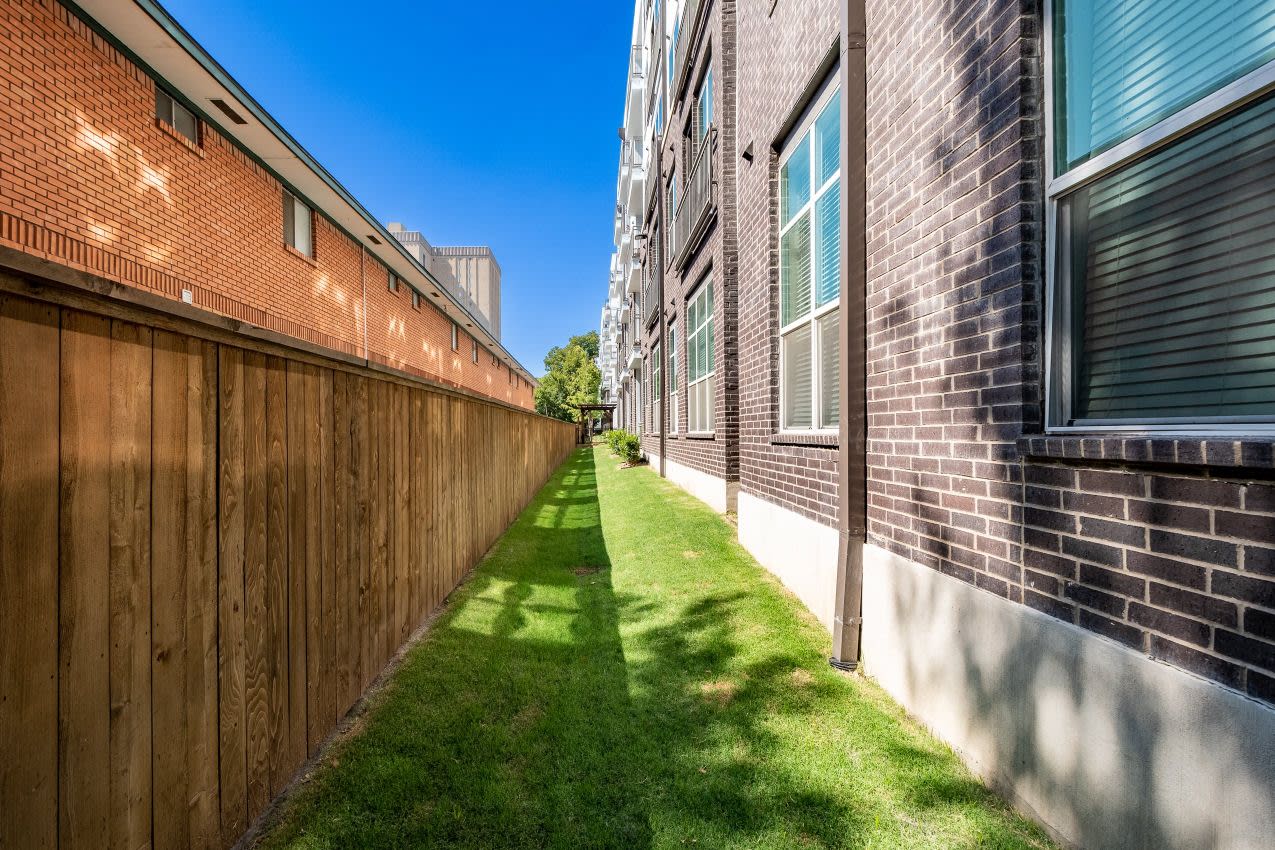 Luxia Swiss Avenue Image 18