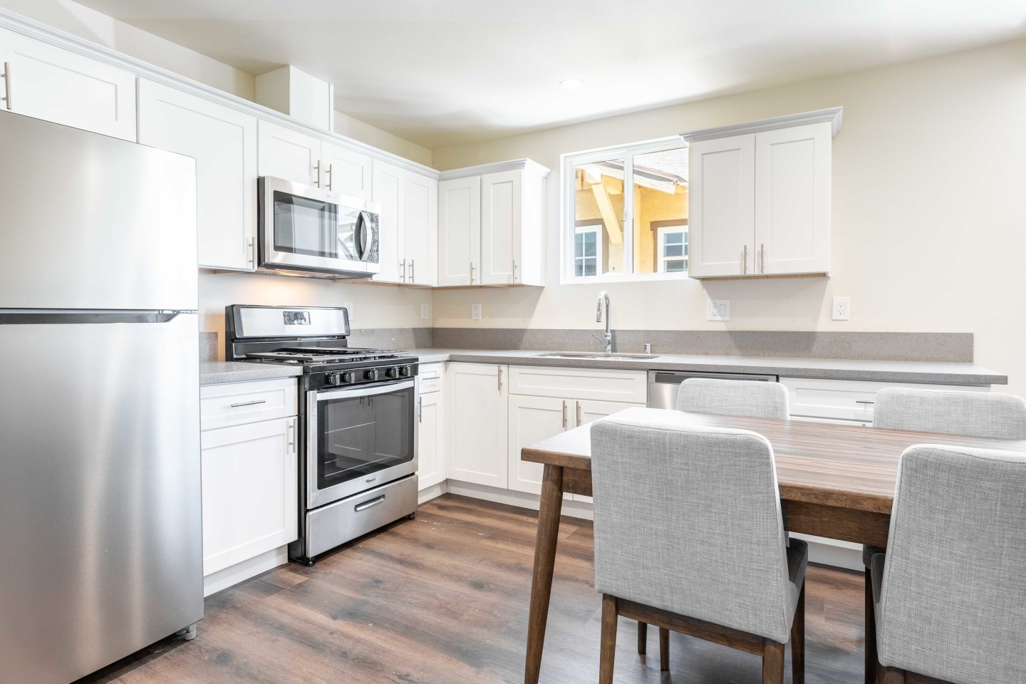 Antares 1419 S New Hampshire Avenue - Co-Living Image 2