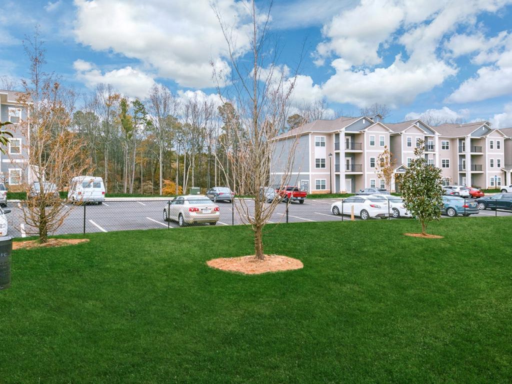 53 West Luxury Apartments Image 50