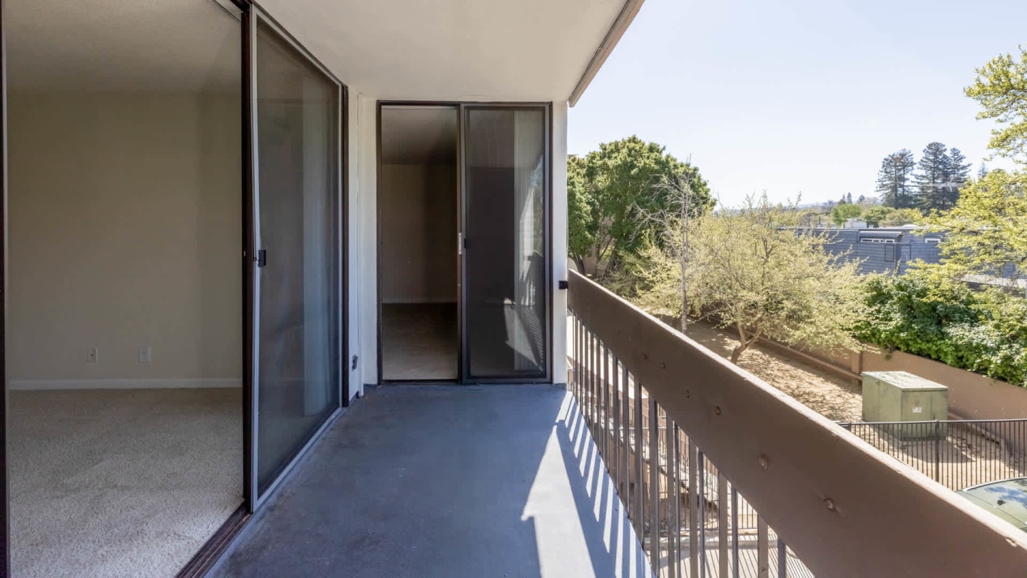 55 West 5th Avenue Image 16