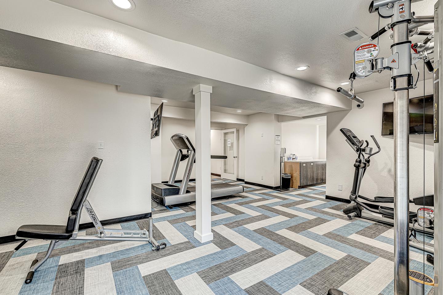 Avia Lofts at Founders Road Image 6
