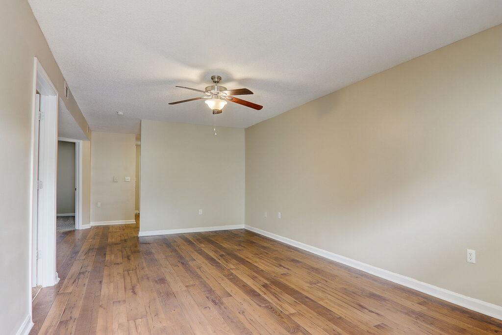 The Grove Apartments Image 16