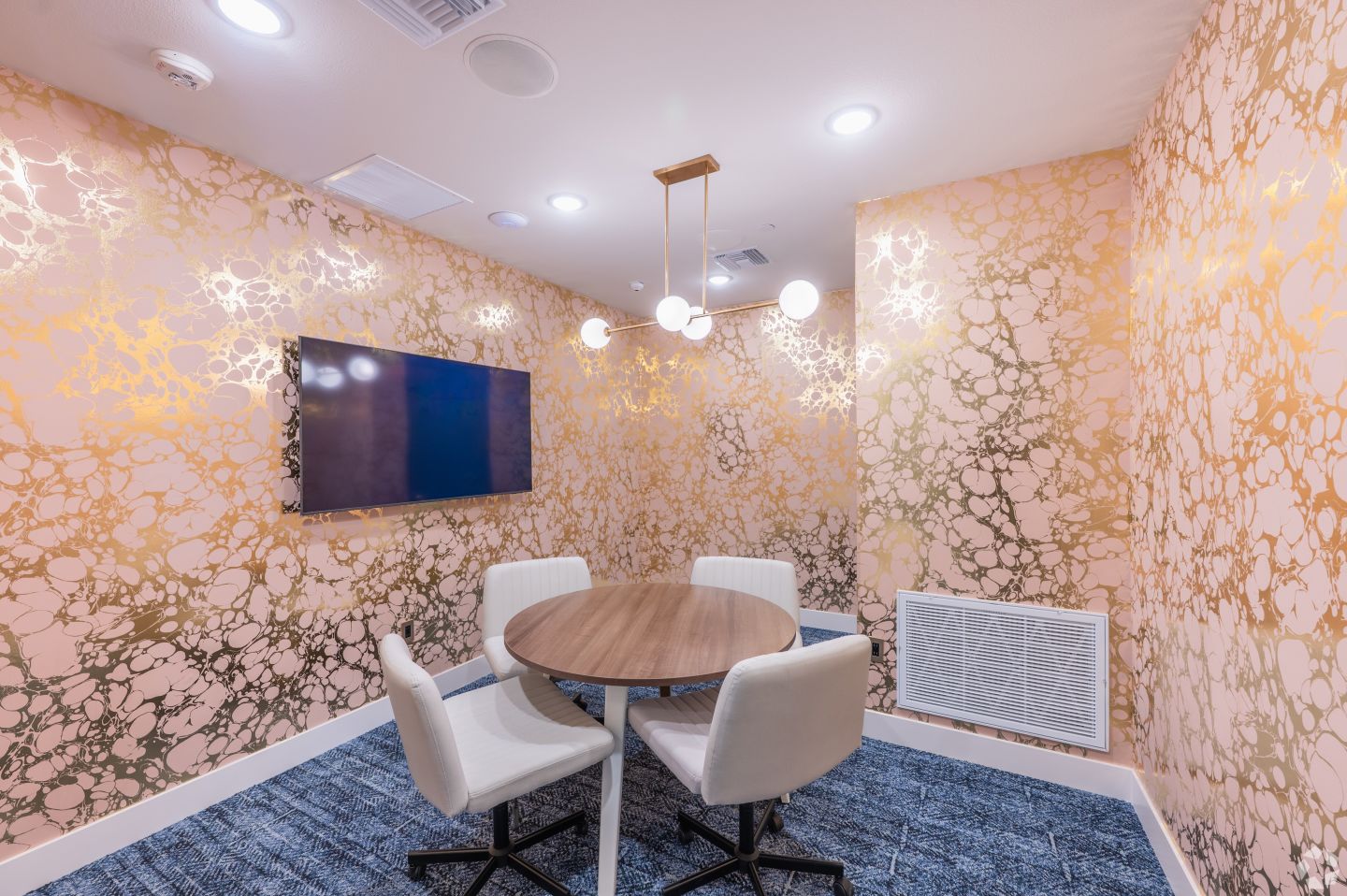 Fora Apartments Image 7