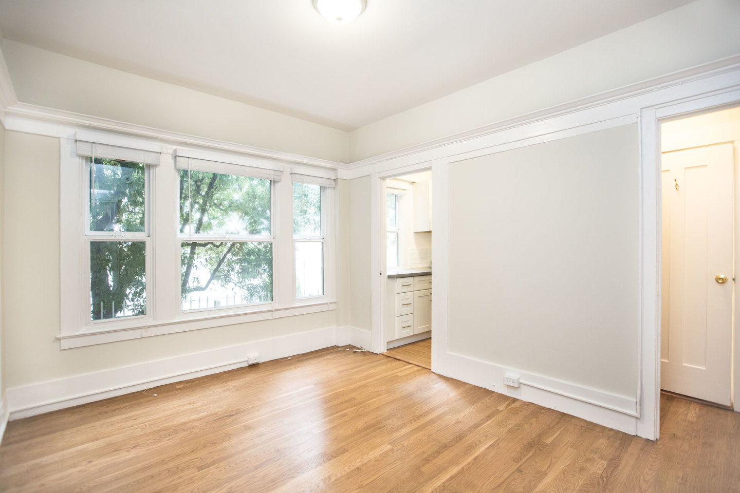 1025 Post Apartments Image 11