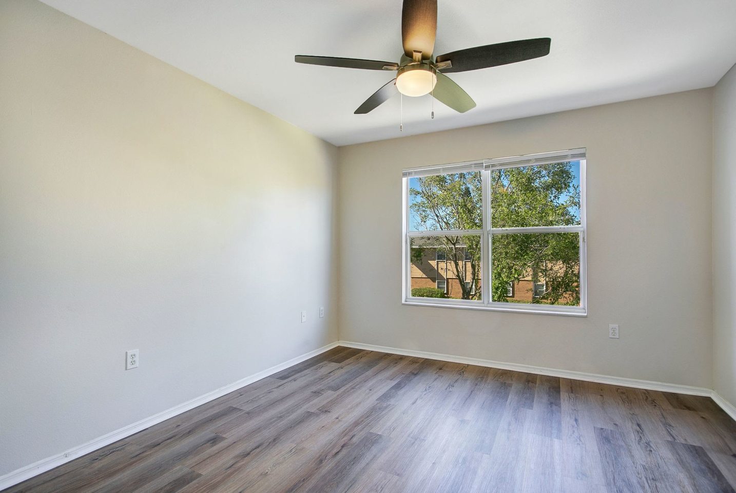 Fountain Place Apartments Image 8