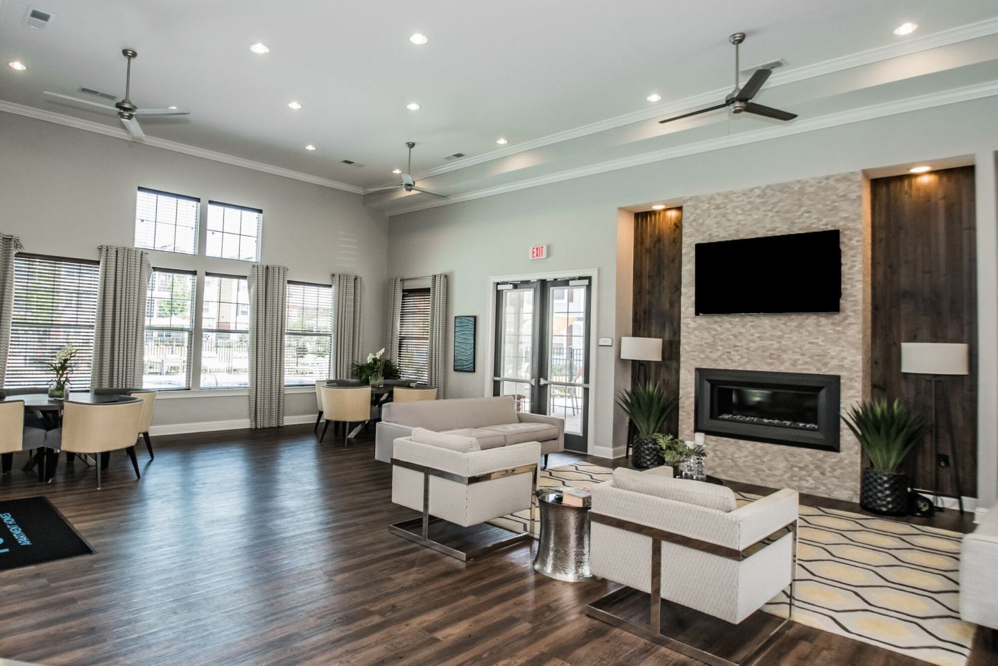 Otarre Pointe Apartment Homes Image 16
