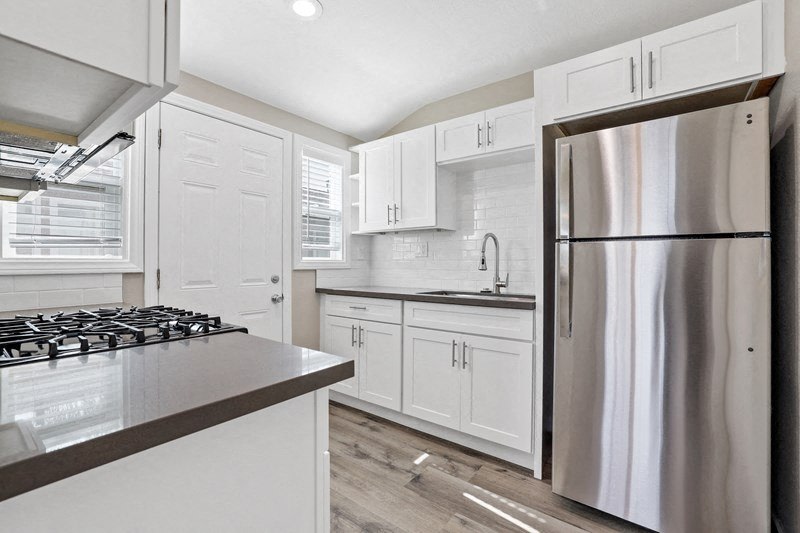 Huntington Manor Homes Image 1