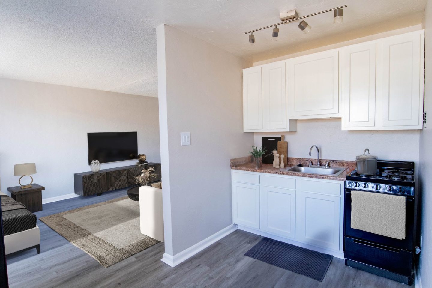 The Capri Apartments Image 8